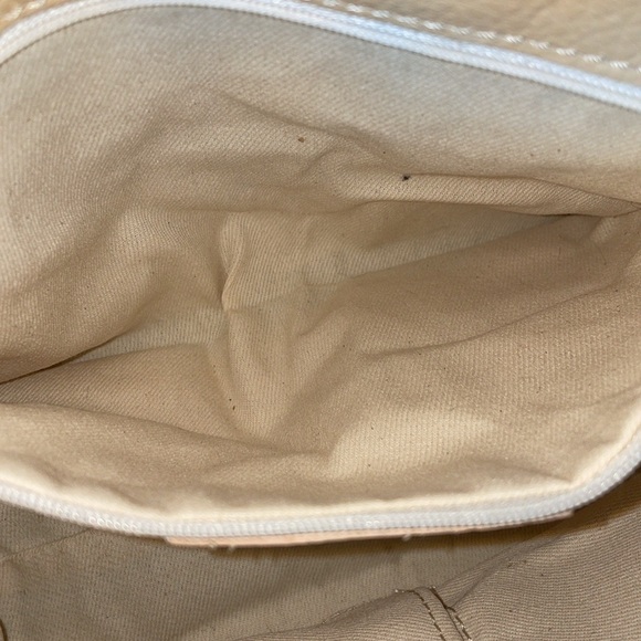 GUIA’S made in Italy Pebble Leather Purse EUC - Picture 9 of 10